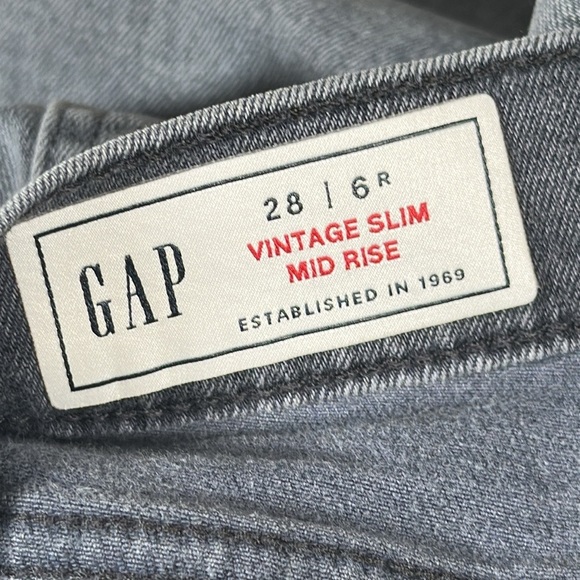 GAP Vintage Slim Mid Rise Gray Denim Jeans Straight Slim Leg Size 6 R 28 - Picture 5 of 15